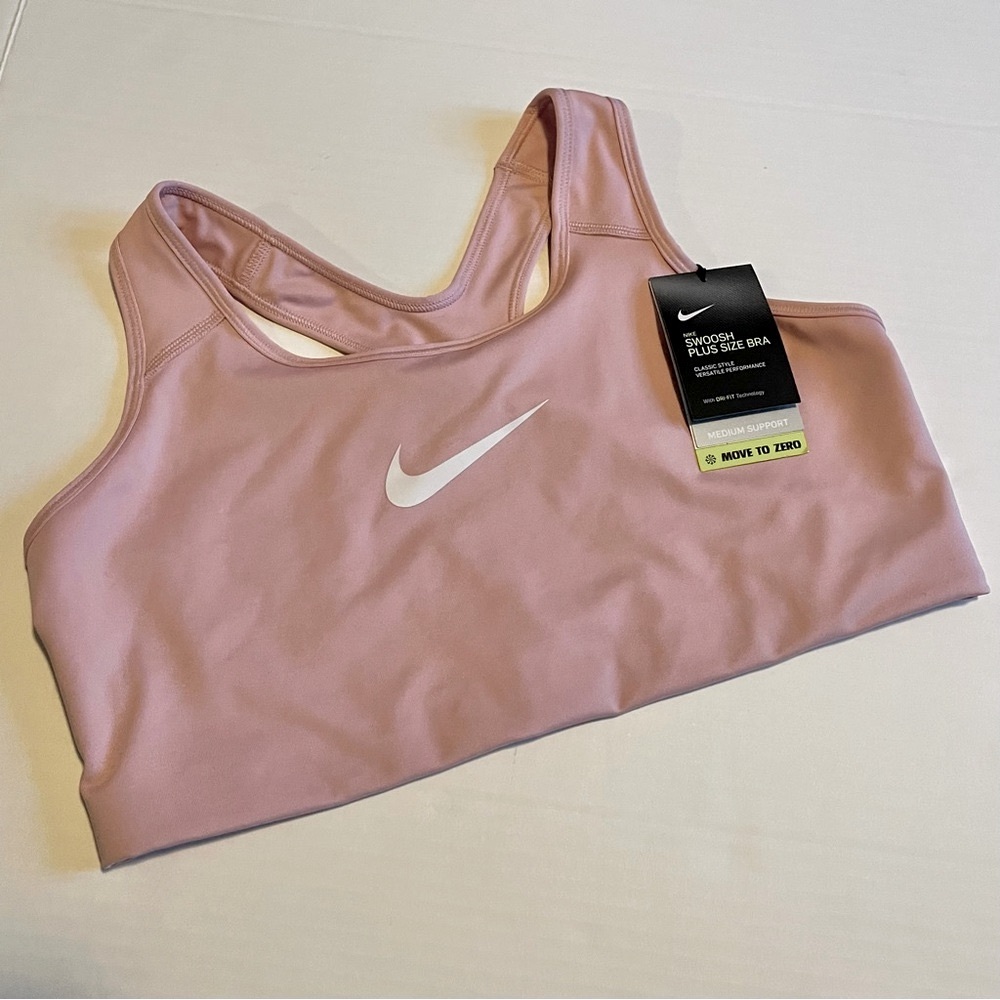 NWT Nike Swoosh Dry Fit Bra